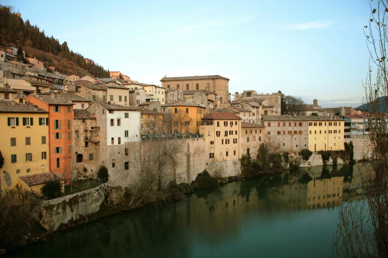 Il Cavallino Hotel Fossombrone Exterior photo